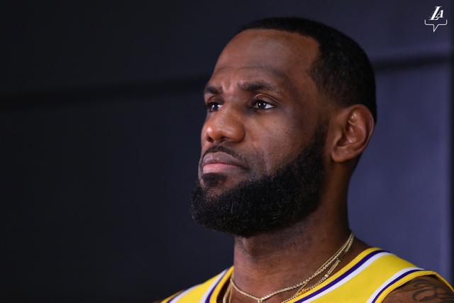 马丁30分篮网力克太阳3连胜 独行侠轻取尼克斯